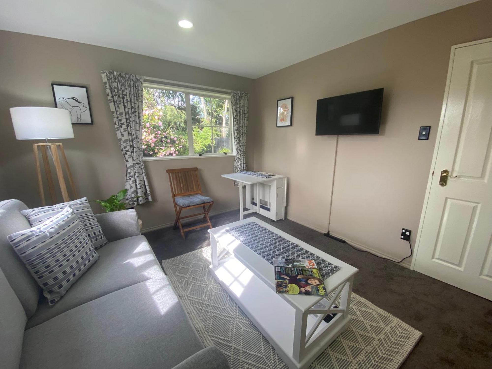 The Ground Floor Guest Suite ديوندين المظهر الخارجي الصورة